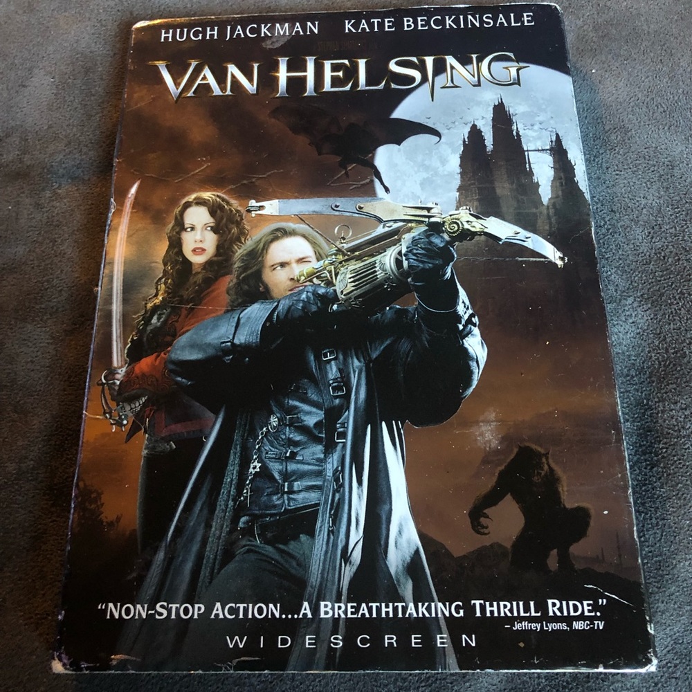 Van Helsing Dvd Movie With Dust Cover [widescreen edition]